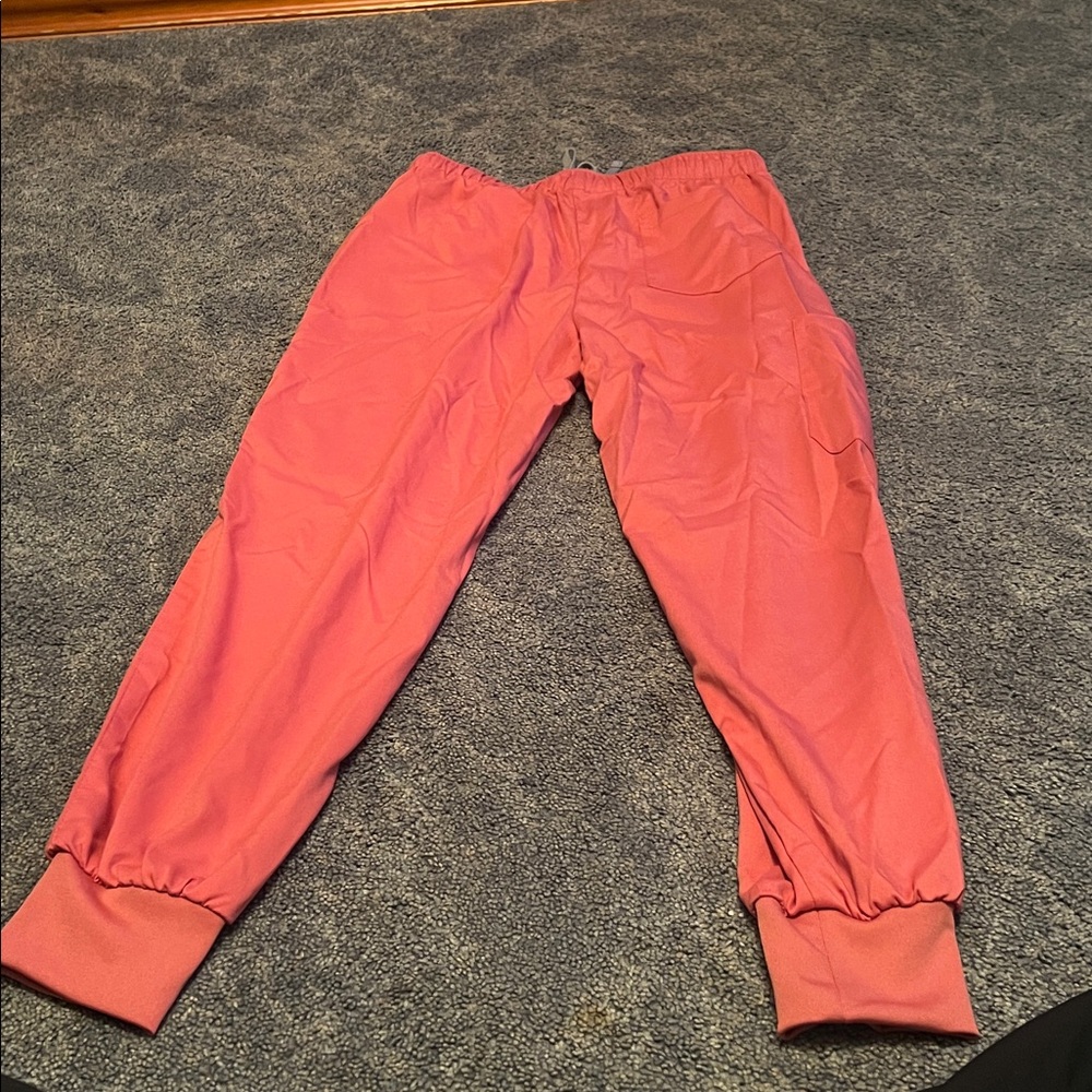 Pink scrub Pants - Picture 2 of 2